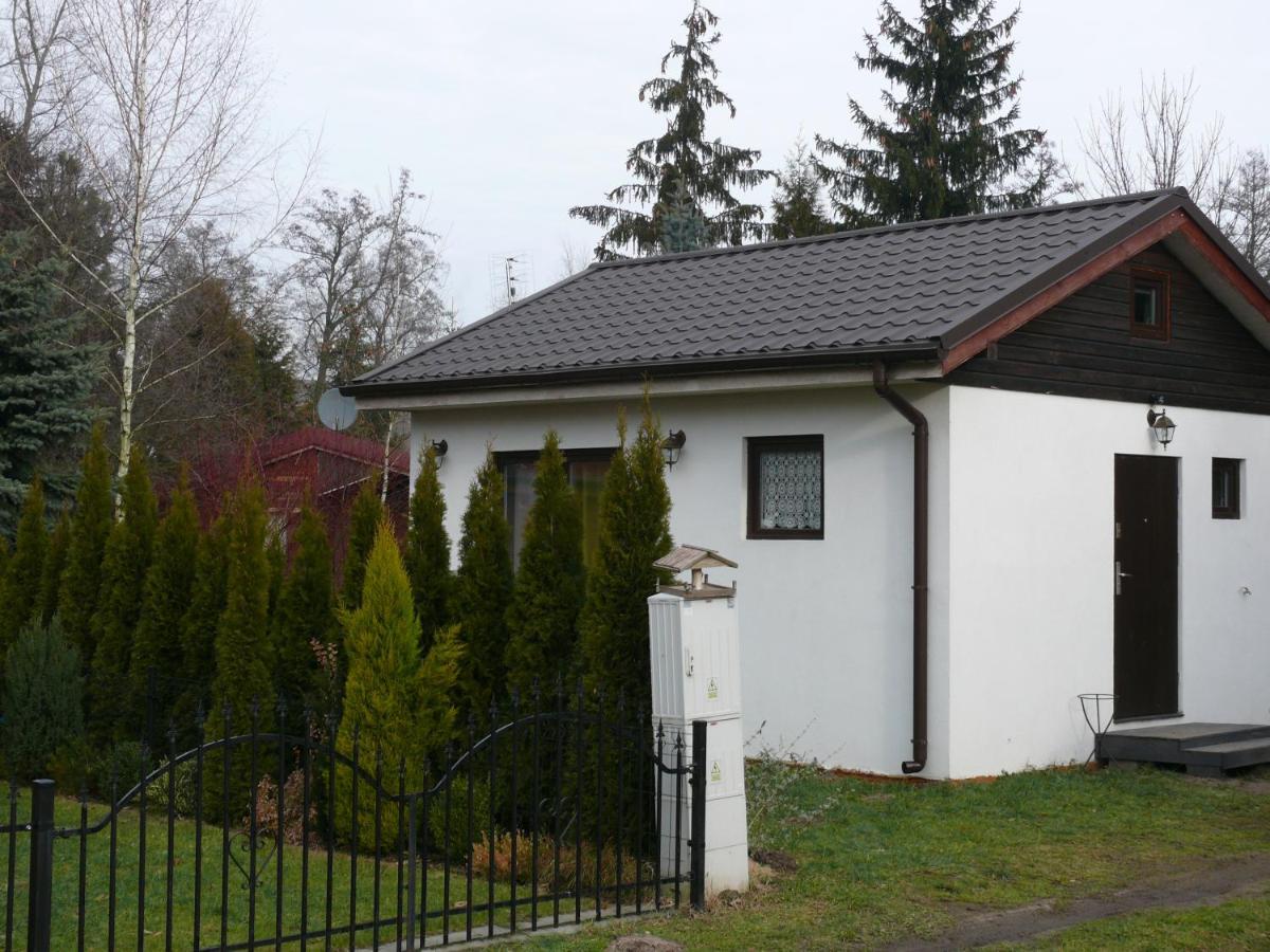 Domek Nad Jeziorem Villa Osieczna Exterior photo